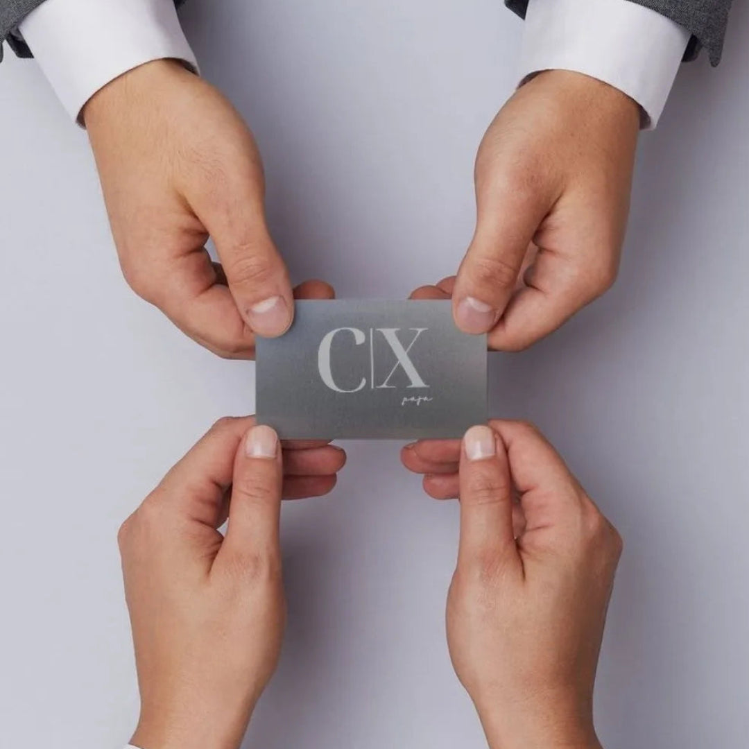 Alumiiniset käyntikortit logolla